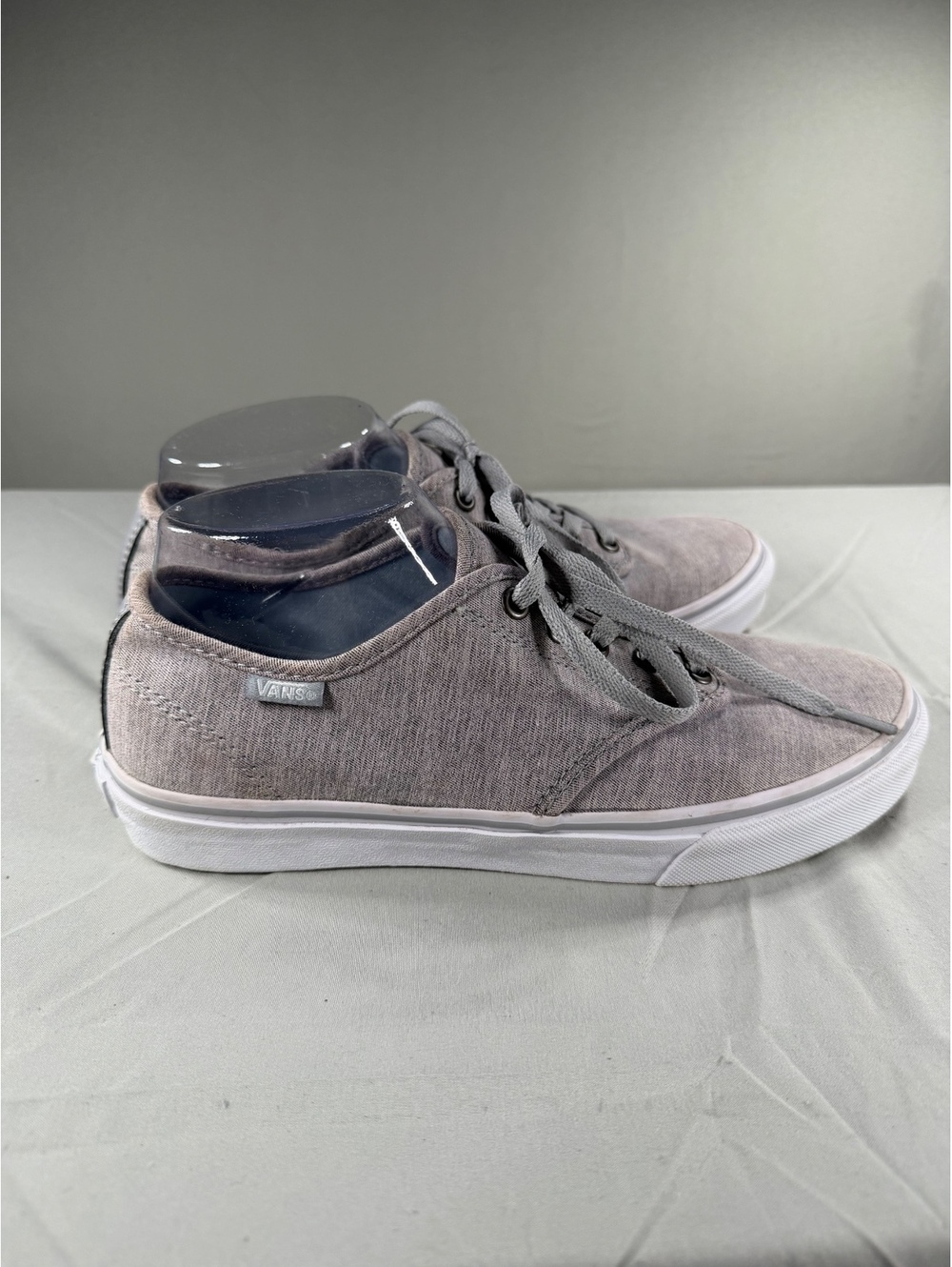 Vans Women's Gray Canvas Low Top Sneakers Size 8.5 - Picture 4 of 8